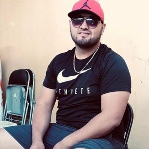 Meet your Posher, Adán